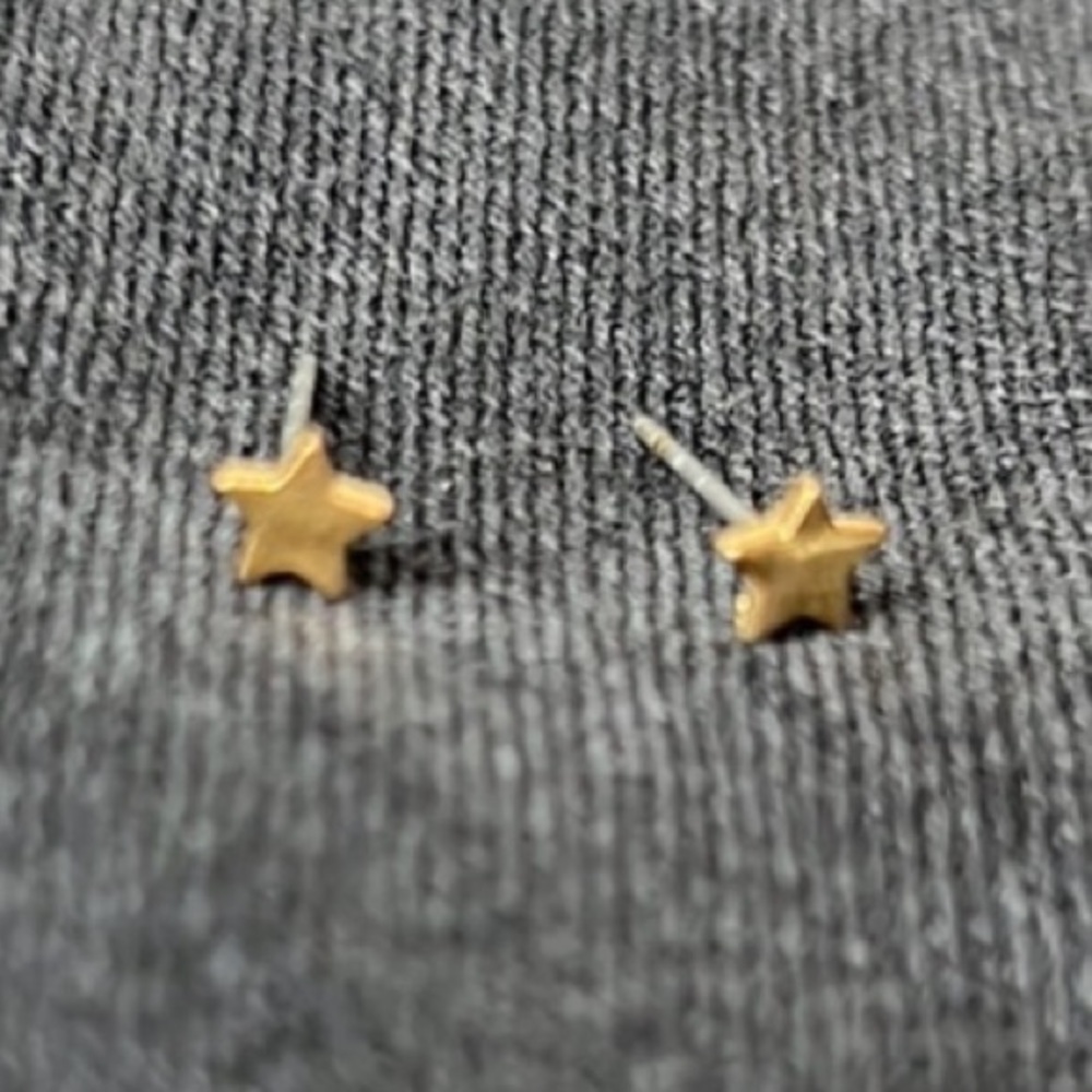 NWOT!⭐️Earrings Super Tiny Mini Stars ⭐️ Studs Gold Nordstrom Cute!
